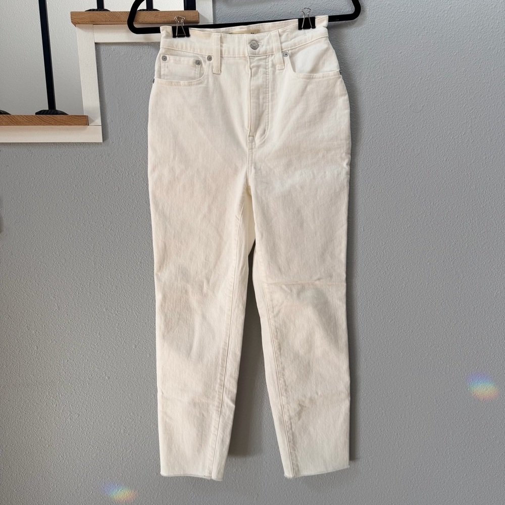 Madewell The Momjean High Rise Jeans in Tile White 24